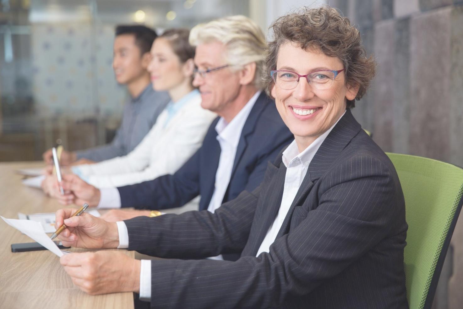 Sesión de modelado colaborativo con datos reales de empresas